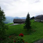 Im Blockhaus Metzler Lägenhet *